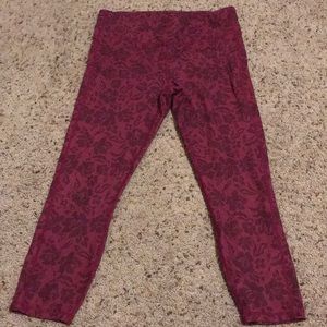 Capri athletic leggings